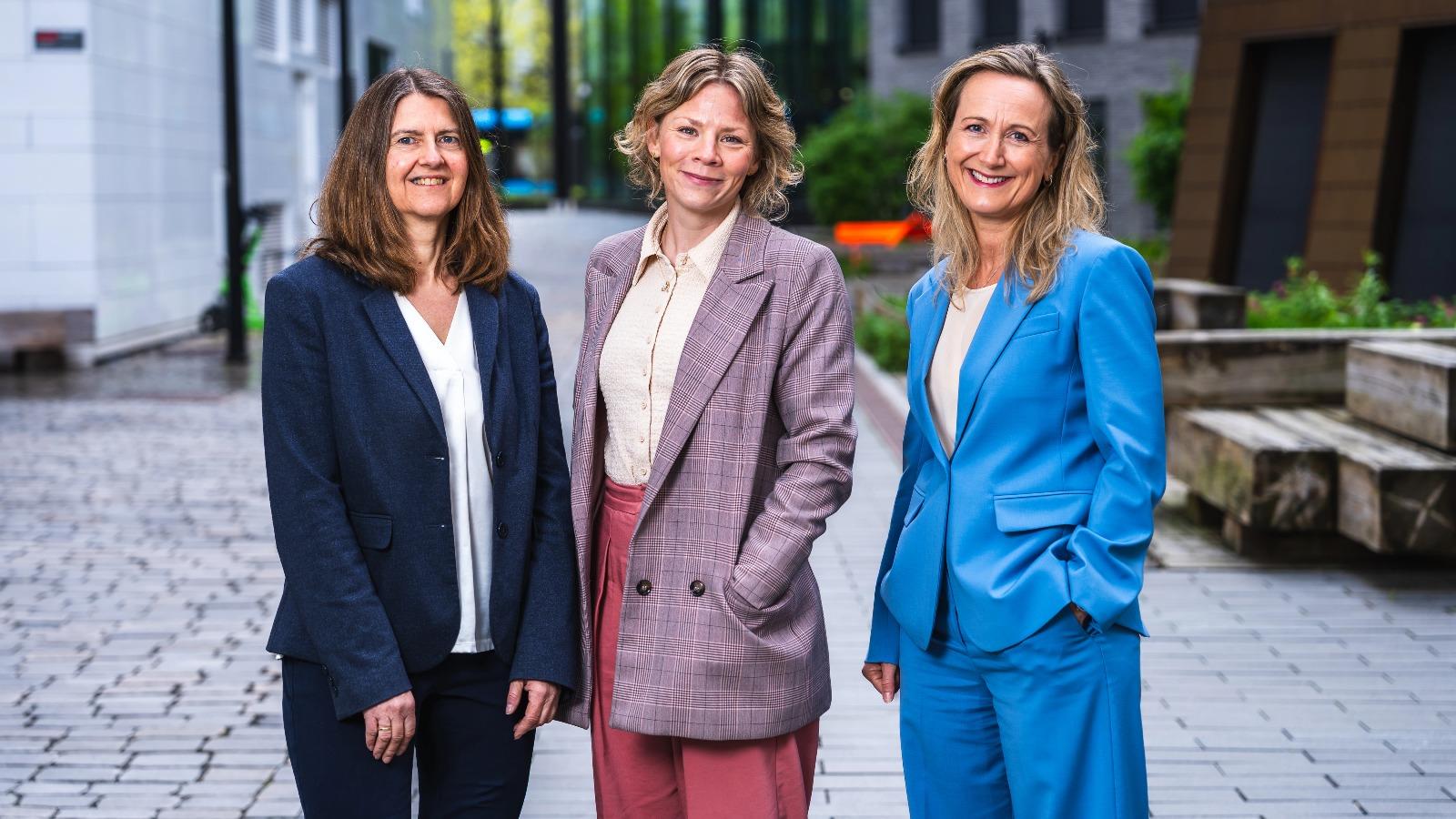 Barbro, Sirin, Liv Annike